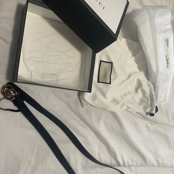 Gucci Leather Belt with Double G Buckle - Picture 6 of 8